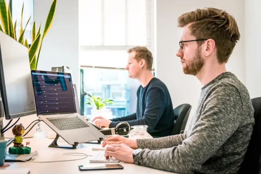 Individuelle Web-Apps — Individuelle Web-App entwickeln lassen — genau die Software, die Sie brauchen